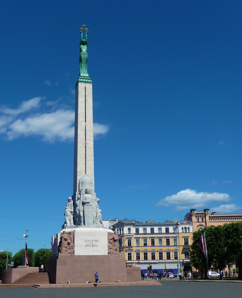 This image has an empty alt attribute; its file name is p1210469.jpg